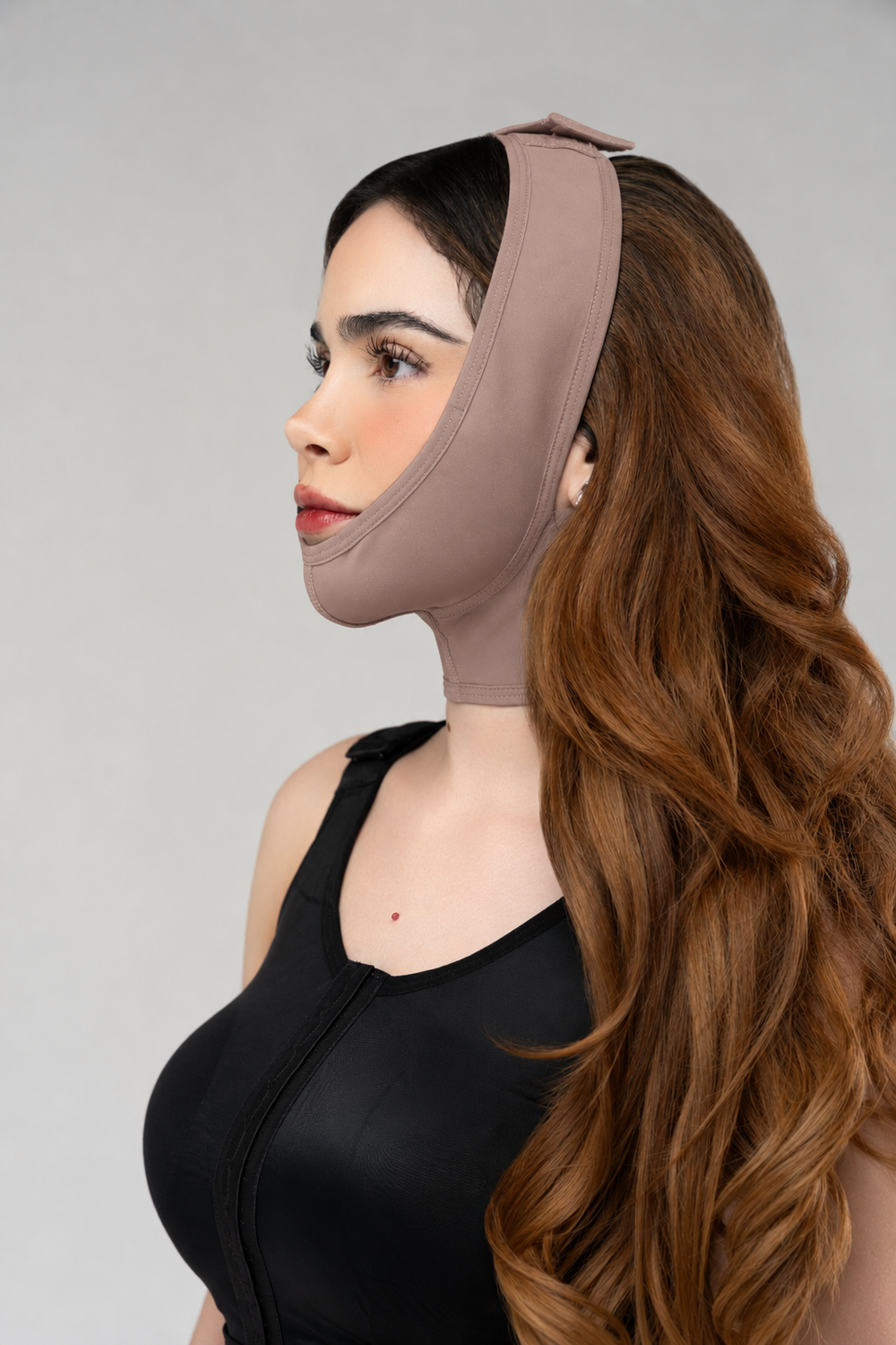 Cocoa — side · Facial Compression Mask