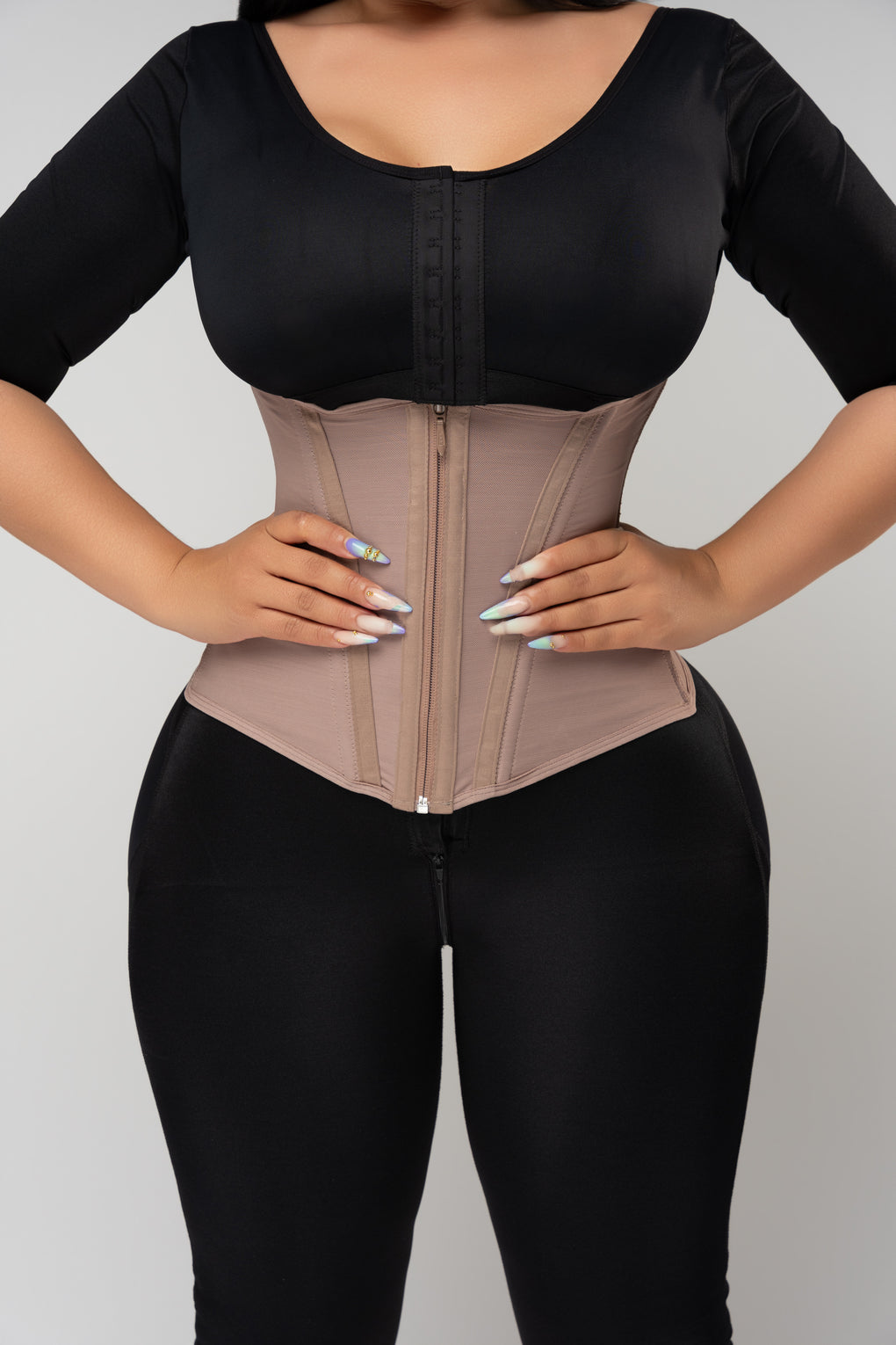Hourglass High-Compression Waist Trainer in Black